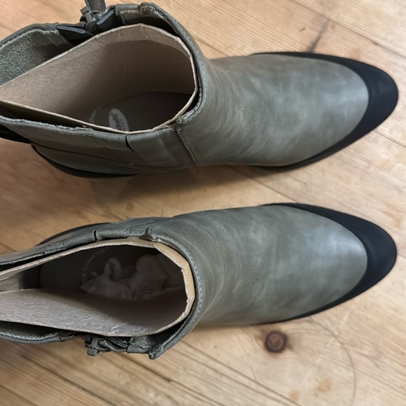 Dr. Scholl's Level Best Bootie Olive - Picture 1 of 5